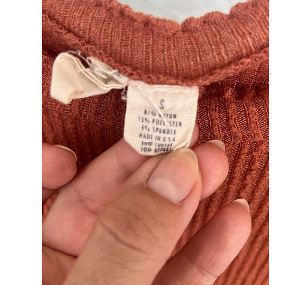 Sky and Sparrow Crop Top - Long Sleeve, Round Neck - Size Small - Picture 6 of 9